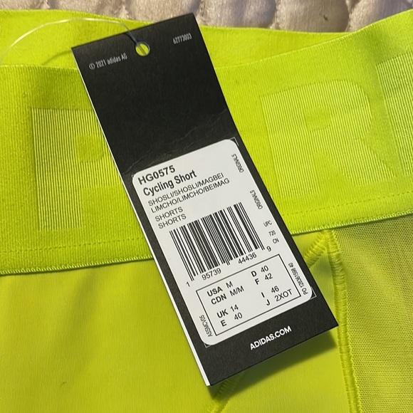 Ivy Park Cycling Short size M NWT - Picture 2 of 6